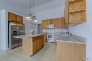 340 McIntyre Ct, Wentzville, MO 63385 - Photo 3
