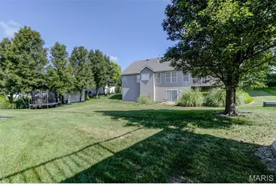 340 McIntyre Court, Wentzville, MO 63385 - Photo 5