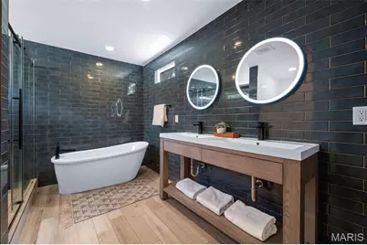 4058 Phillips Avenue, Saint Louis, MO 63116 - Photo 13