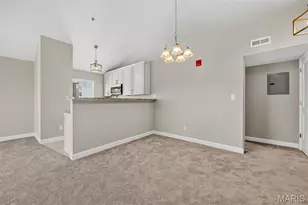 4301 Spring Creek Ln, O'Fallon, MO 63368 - Photo 5
