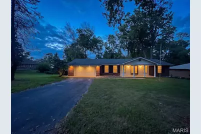 27 Nob Hill Drive, Hazelwood, MO 63138 - Photo 3