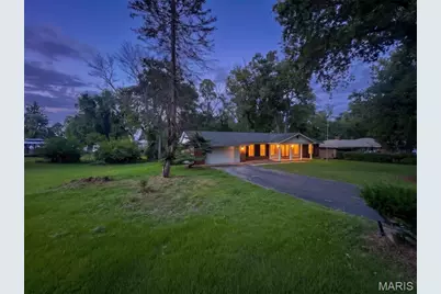 27 Nob Hill Drive, Hazelwood, MO 63138 - Photo 5