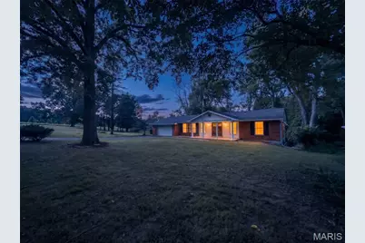 27 Nob Hill Drive, Hazelwood, MO 63138 - Photo 7