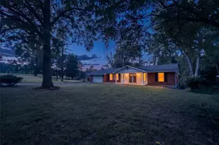 27 Nob Hill Dr, Hazelwood, MO 63138 - Photo 7