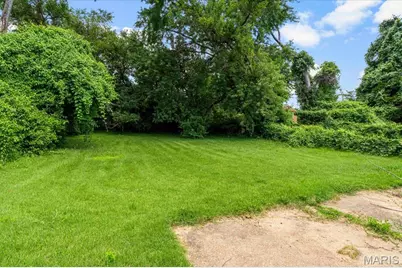 8871 Granada Place, Saint Louis, MO 63136 - Photo 9