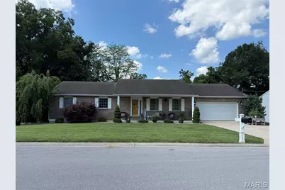 137 Rosewood Drive, Hannibal, MO 63401 - Photo 1