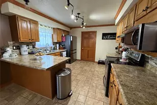 137 Rosewood Dr, Hannibal, MO 63401 - Photo 11