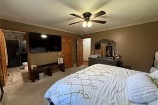 137 Rosewood Dr, Hannibal, MO 63401 - Photo 17