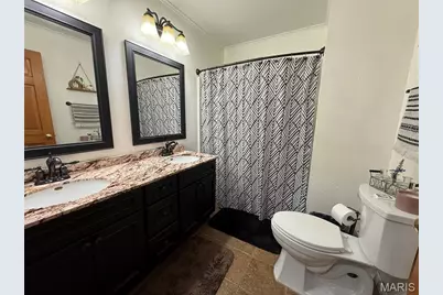 137 Rosewood Drive, Hannibal, MO 63401 - Photo 15