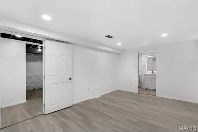 8578 Drury Lane, Saint Louis, MO 63147 - Photo 27