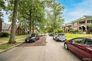 1102 Edward Terrace, Saint Louis, MO 63117 - Photo 15
