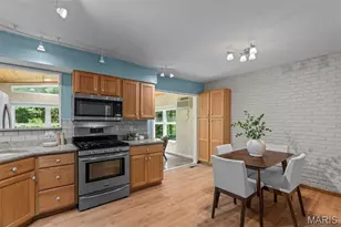 2613 Blackforest Dr, Saint Louis, MO 63129 - Photo 13