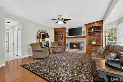 14814 Straub Hill Lane, Chesterfield, MO 63017 - Photo 9
