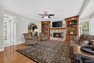 14814 Straub Hill Ln, Chesterfield, MO 63017 - Photo 9