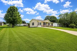 10481 Simmental Ln, Potosi, MO 63664 - Photo 3