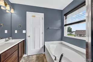 13 Stone Bridge Ct, Moscow Mills, MO 63362 - Photo 17