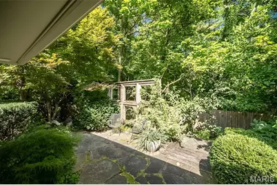 33 Narragansett Drive, Ladue, MO 63124 - Photo 21