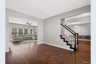 605 Castlebrook Drive, Saint Peters, MO 63376 - Photo 7