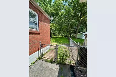1422 Tamerton Avenue, University City, MO 63132 - Photo 3
