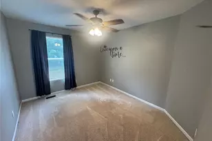 469 Coventry Trail Ln, Maryland Heights, MO 63043 - Photo 17