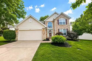 469 Coventry Trail Ln, Maryland Heights, MO 63043 - Photo 1