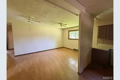 2120 Argo Drive, Florissant, MO 63031 - Photo 5