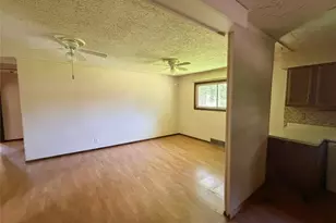 2120 Argo Dr, Florissant, MO 63031 - Photo 5