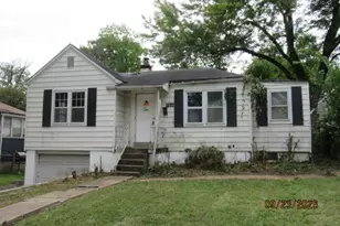 7516 Calvin Ave, Saint Louis, MO 63136 - Photo 1