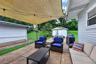 413 St Lawrence Dr, Ballwin, MO 63021 - Photo 29