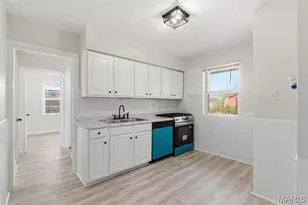 1083 Jennings Station Rd, Saint Louis, MO 63137 - Photo 7