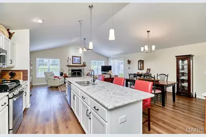 628 Trestle Way, Troy, MO 63379 - Photo 11