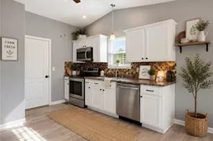 6017 Cross Pointe Dr, Cedar Hill, MO 63016 - Photo 11