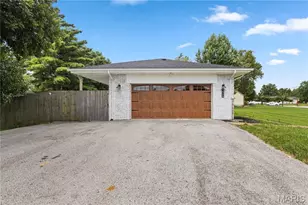 504 Wren Ave, Manchester, MO 63021 - Photo 3