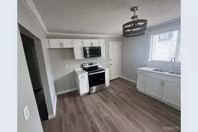 8531 Jane Avenue, Saint Louis, MO 63121 - Photo 7