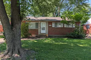 1122 Prigge Ave, Normandy, MO 63138 - Photo 1