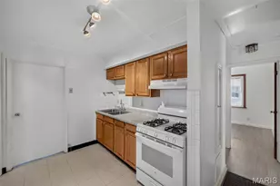 6101 Garfield Ave, Saint Louis, MO 63134 - Photo 11