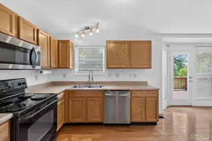 4373 Bristol View Ct, Saint Louis, MO 63129 - Photo 17