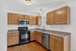 4373 Bristol View Ct, Saint Louis, MO 63129 - Photo 15