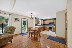 235 Surrey Ct, O'Fallon, MO 63366 - Photo 7