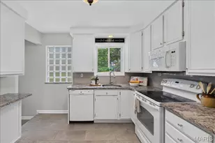 1102 Selma Ave, Webster Groves, MO 63119 - Photo 9