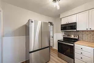3709 Eminence Blvd, Saint John, MO 63114 - Photo 7