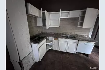 703 Walnut Street, Hannibal, MO 63401 - Photo 13