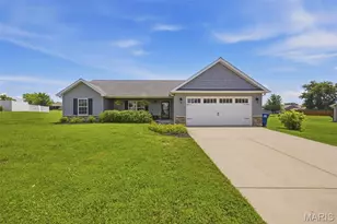 1004 Wolf Creek Dr, Farmington, MO 63640 - Photo 5