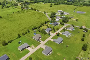 1004 Wolf Creek Dr, Farmington, MO 63640 - Photo 33
