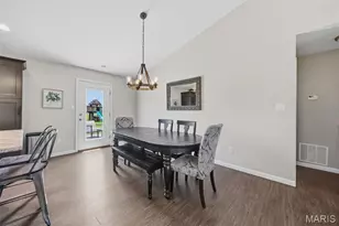1004 Wolf Creek Dr, Farmington, MO 63640 - Photo 15