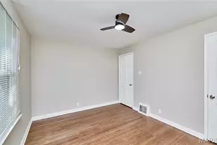 10147 Jepson Dr, Saint Louis, MO 63137 - Photo 13