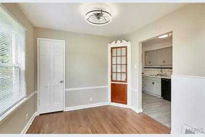 10147 Jepson Drive, Saint Louis, MO 63137 - Photo 5