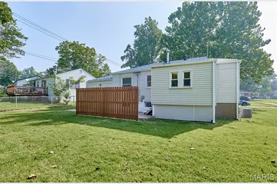 10147 Jepson Drive, Saint Louis, MO 63137 - Photo 21