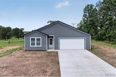 2043 Kay Avenue, Lebanon, MO 65536 - Photo 1