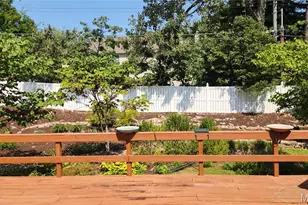 549 Scottsdale Rd, Saint Louis, MO 63122 - Photo 1